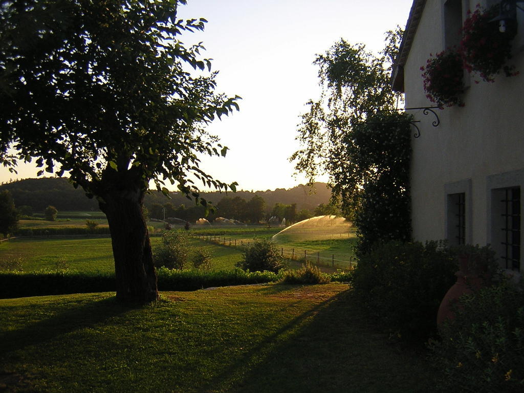 מונזמבנו Agriturismo Trebisonda Country Resort מראה חיצוני תמונה